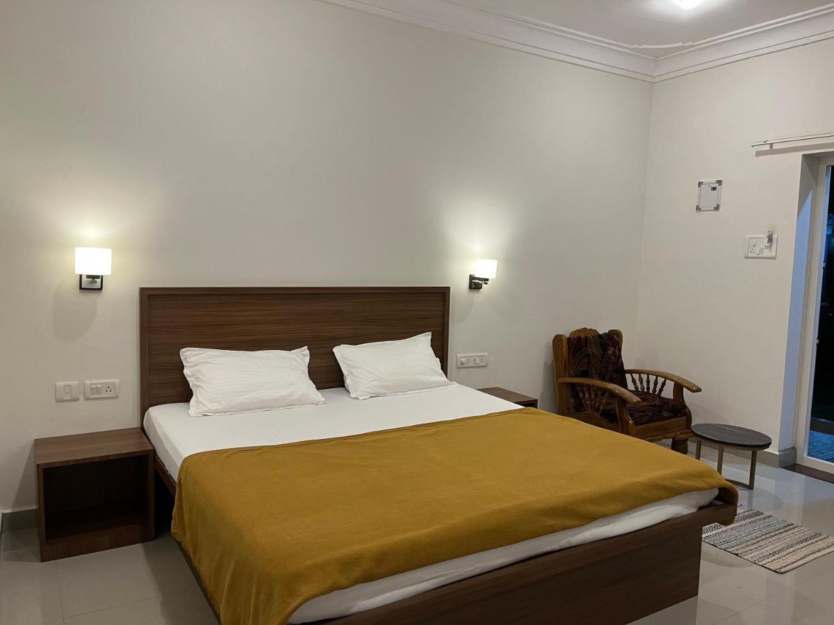 Morjim Sunset Hotel Extérieur photo